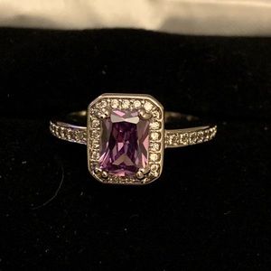 Costume jewelry amethyst ring - size 6